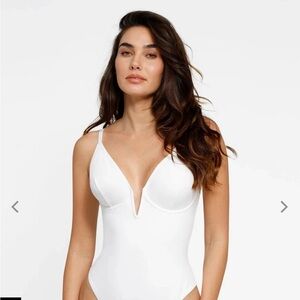 Popilush White Plunge Bodysuit